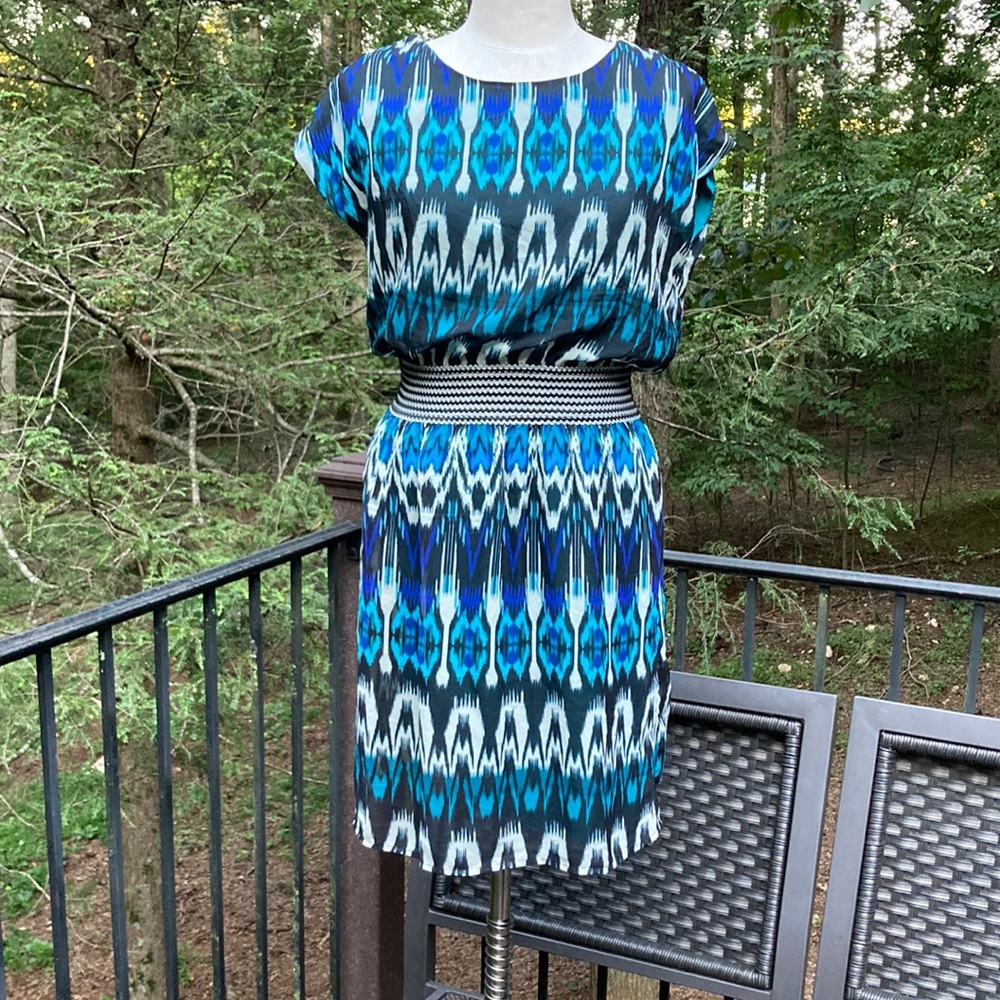 NWT Fifth & Park blue dress with pattern and elastic waist sz. 8